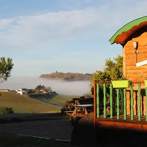 https://la-roulotte-du-cos.midi-pyreneeshotels.com